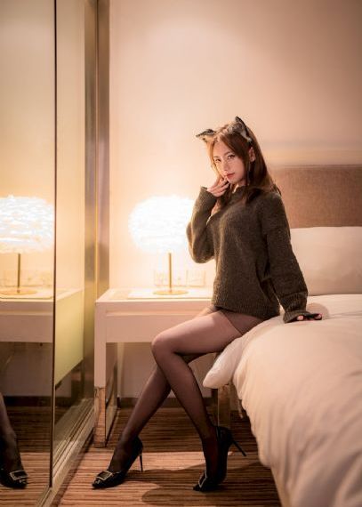 欧美情侣接吻壁纸图_4K免费在线观看