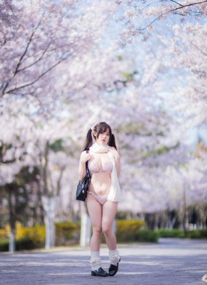 亚洲欧美大香蕉在线视频播放_剧情片高清免费观看