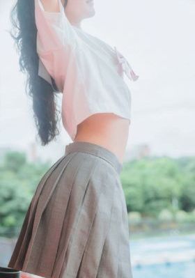 老师掀起内衣喂我奶头动态图_1080P日韩电影在线